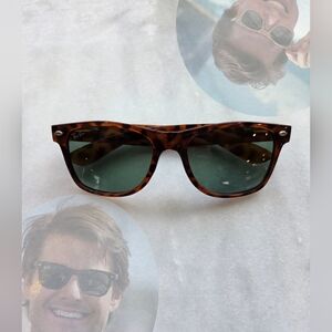 Ray-Ban Vintage 1990s Wayfarer Tortoise Shell Sunglasses With Case